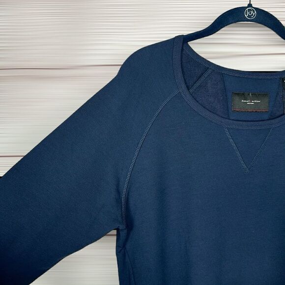 NWT Daniel Buchler Blue Sweatshirt Crew Neck Zip Details on the Front Men’s M - Picture 2 of 13